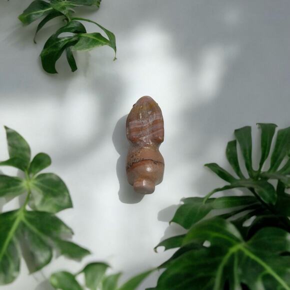 Zuni Fetish Carving Stone Rabbit Bunny Figurine Red Eyes Native Spirit Animal - Picture 6 of 6